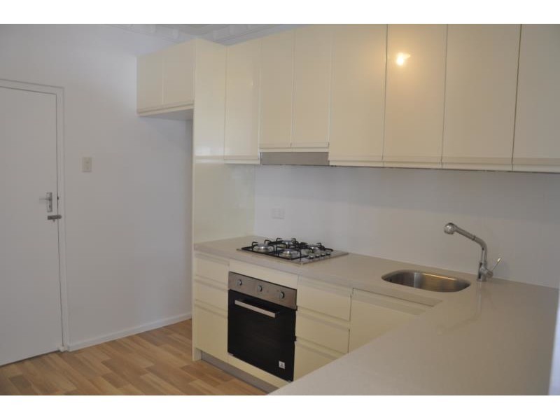 4/21 somer street, Hyde Park QLD 4812